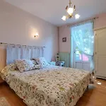 Cozy In Ceaux-en-Loudun
