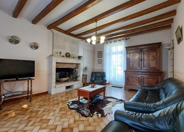 Stunning In Ceaux-en-Loudun